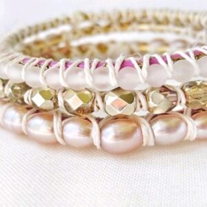 Chic Beaded Freshwater Pearl Bracelet with Pink and Gold Accents